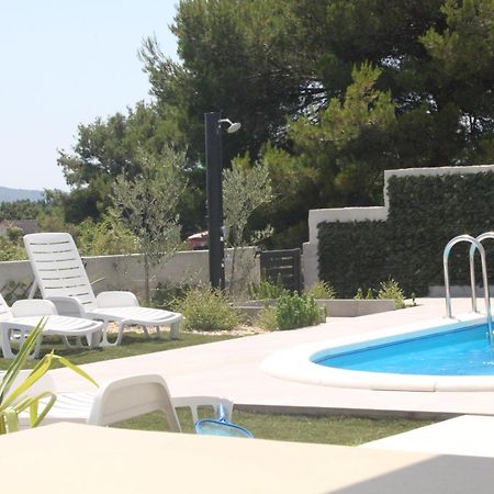 Villa Marta 3 Bedrooms, 2 Baths And Pool Каштель-Штафилич Экстерьер фото