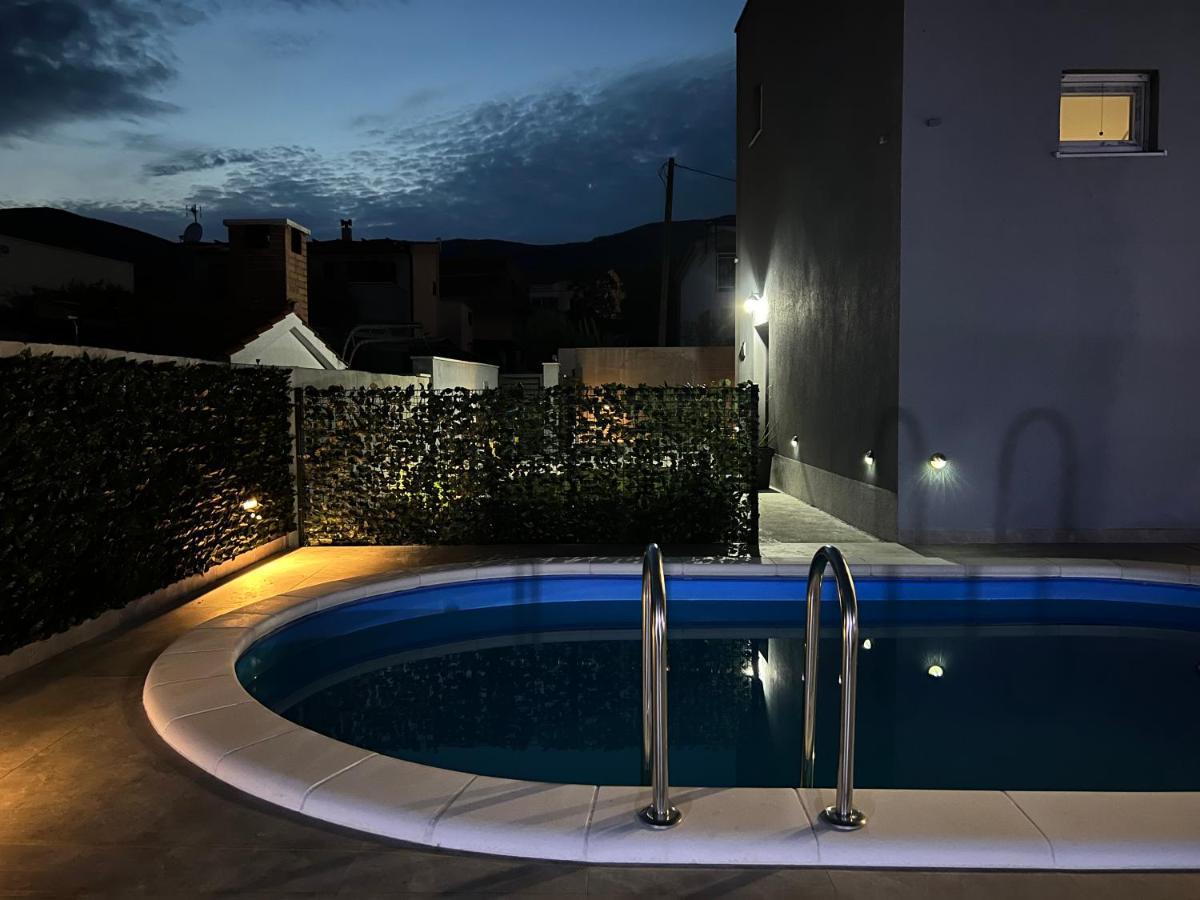 Villa Marta 3 Bedrooms, 2 Baths And Pool Каштель-Штафилич Экстерьер фото