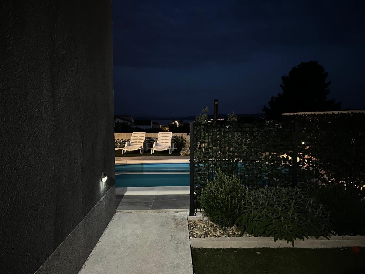 Villa Marta 3 Bedrooms, 2 Baths And Pool Каштель-Штафилич Экстерьер фото